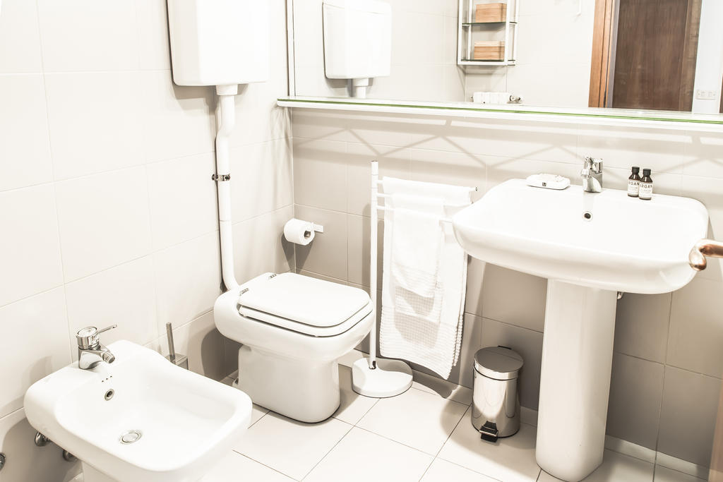 San Maurilio Apartments Milano Oda fotoğraf
